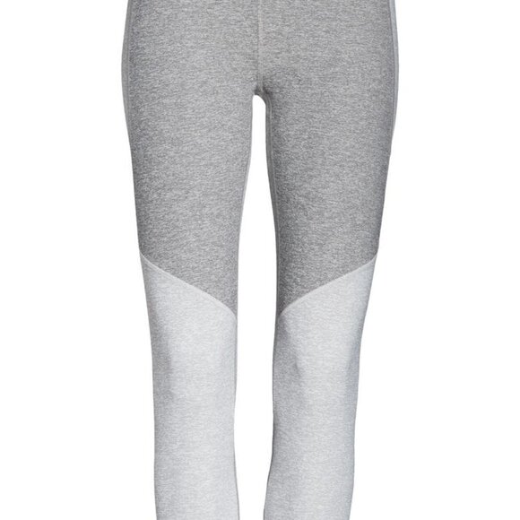Outdoor Voices Two-Tone Warmup Crop Leggings - Picture 2 of 6